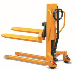 手动堆高车—侧倾式LT0892