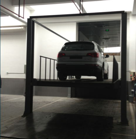 四柱式汽车升降机