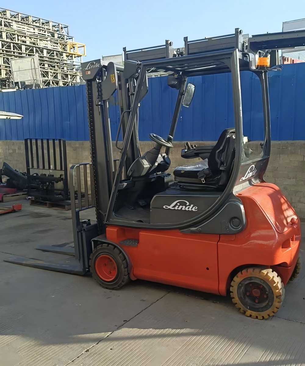 林德1.8吨电动叉车